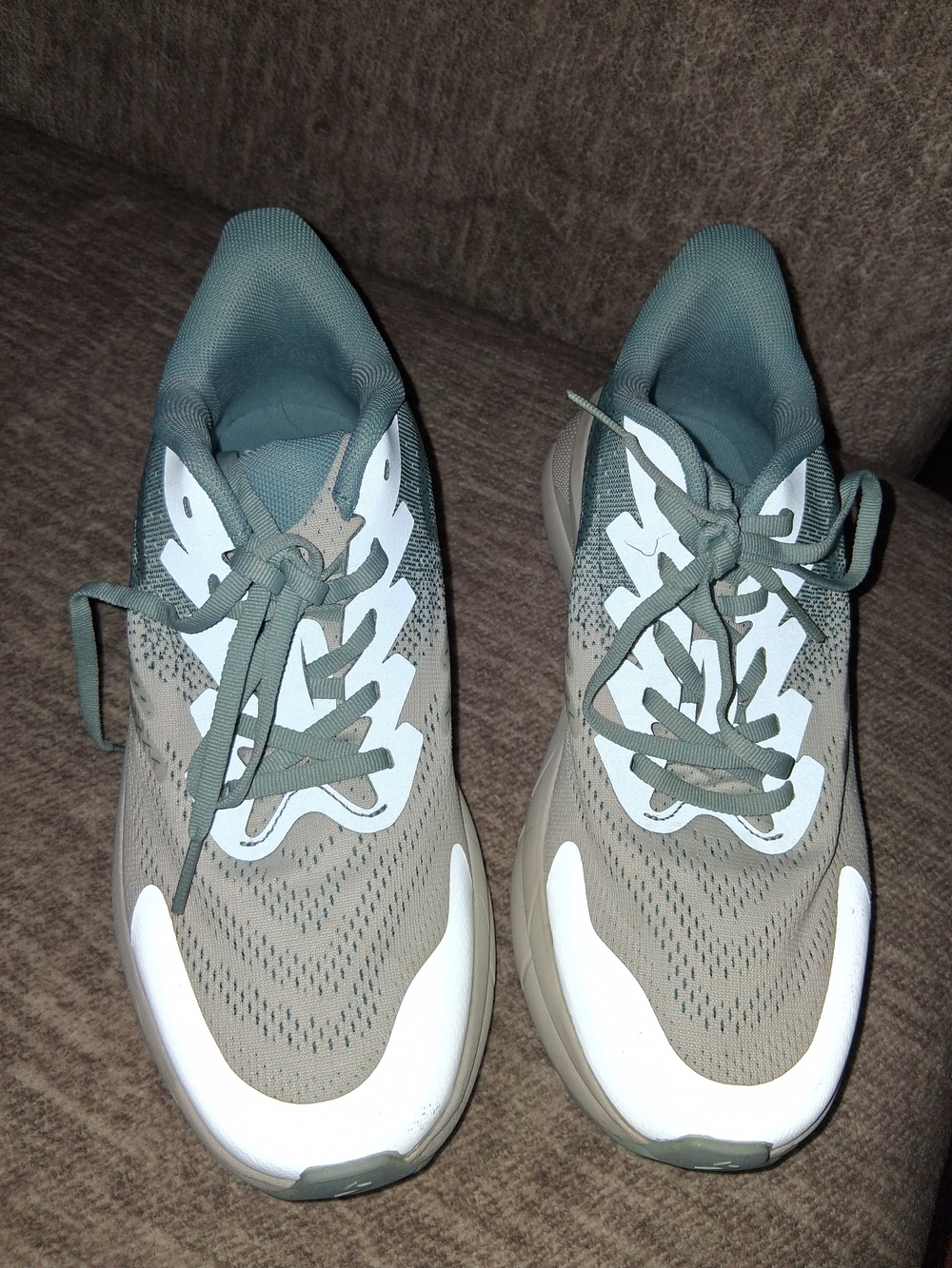 Soulsfeng Pathfinder Running ShoesLike New Reflective Sneakers